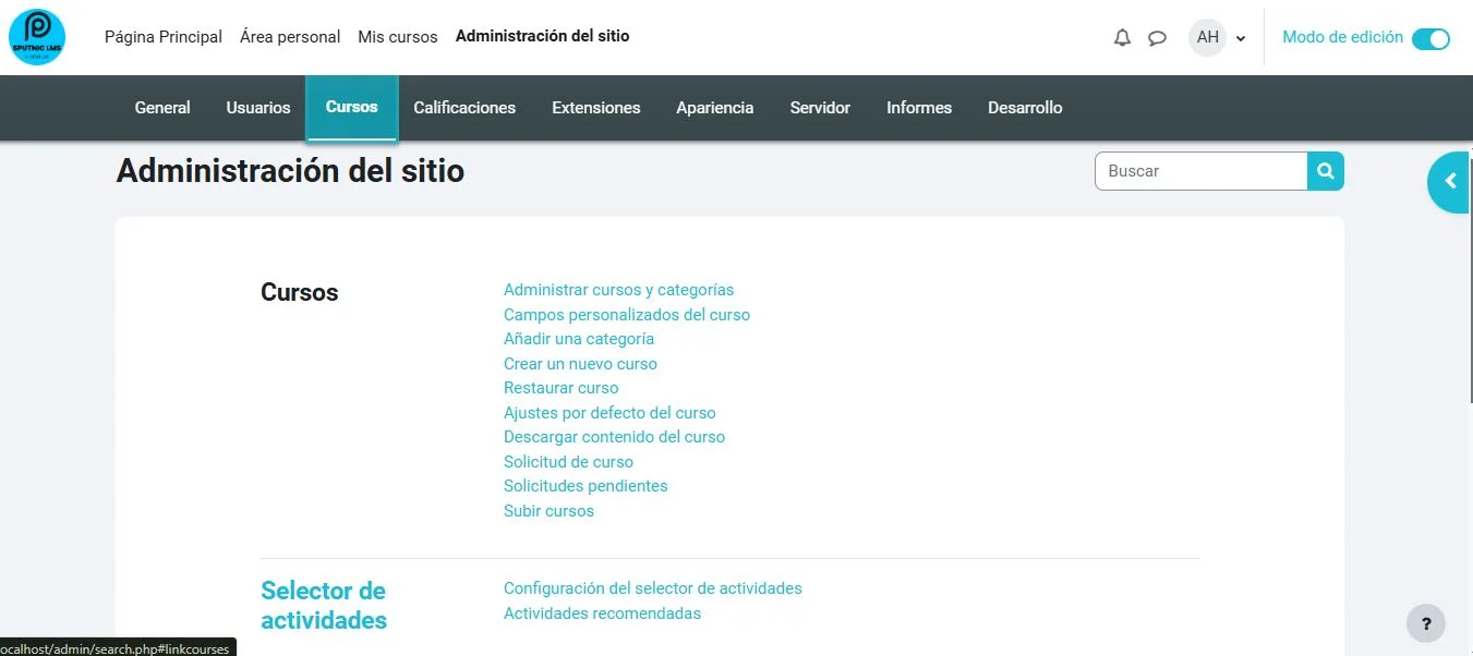 En la pestaña cursos podrás encontrar las opciones para creación de cursos en Moodle.